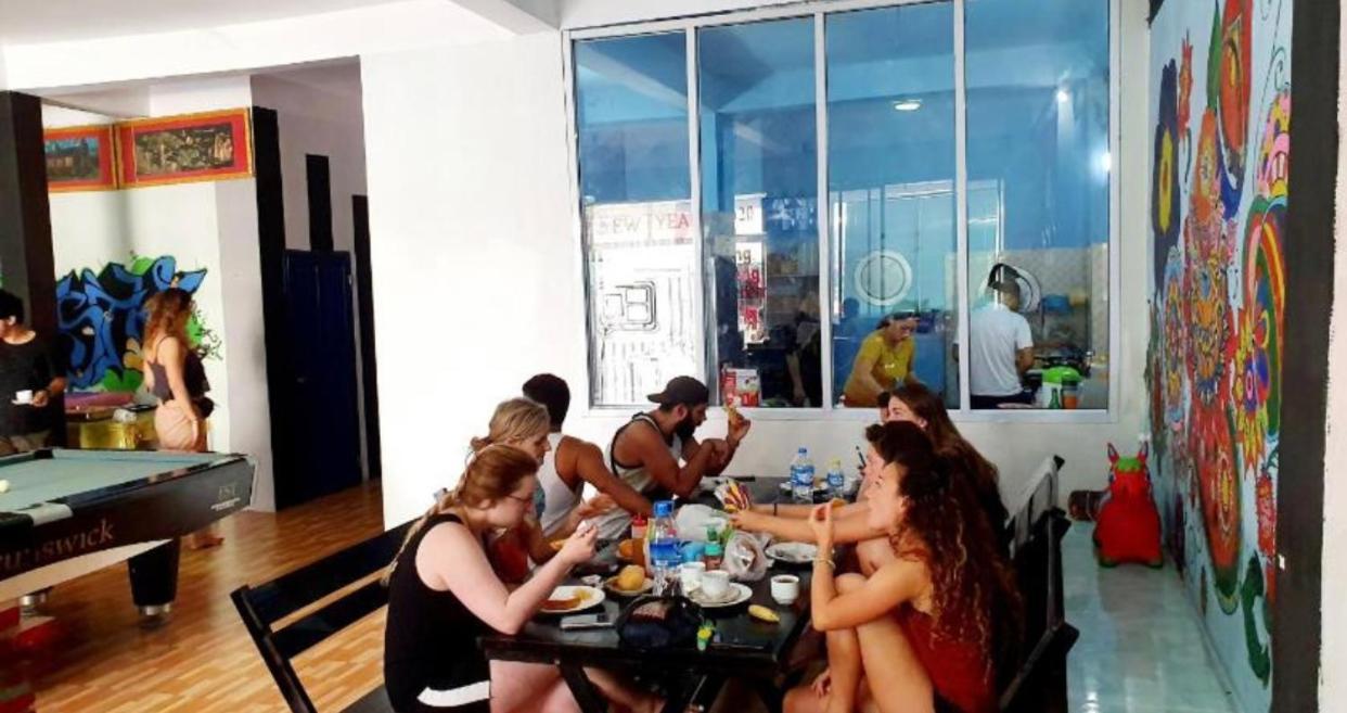 Vang Vieng Ruby Backpackers Hostel Kültér fotó