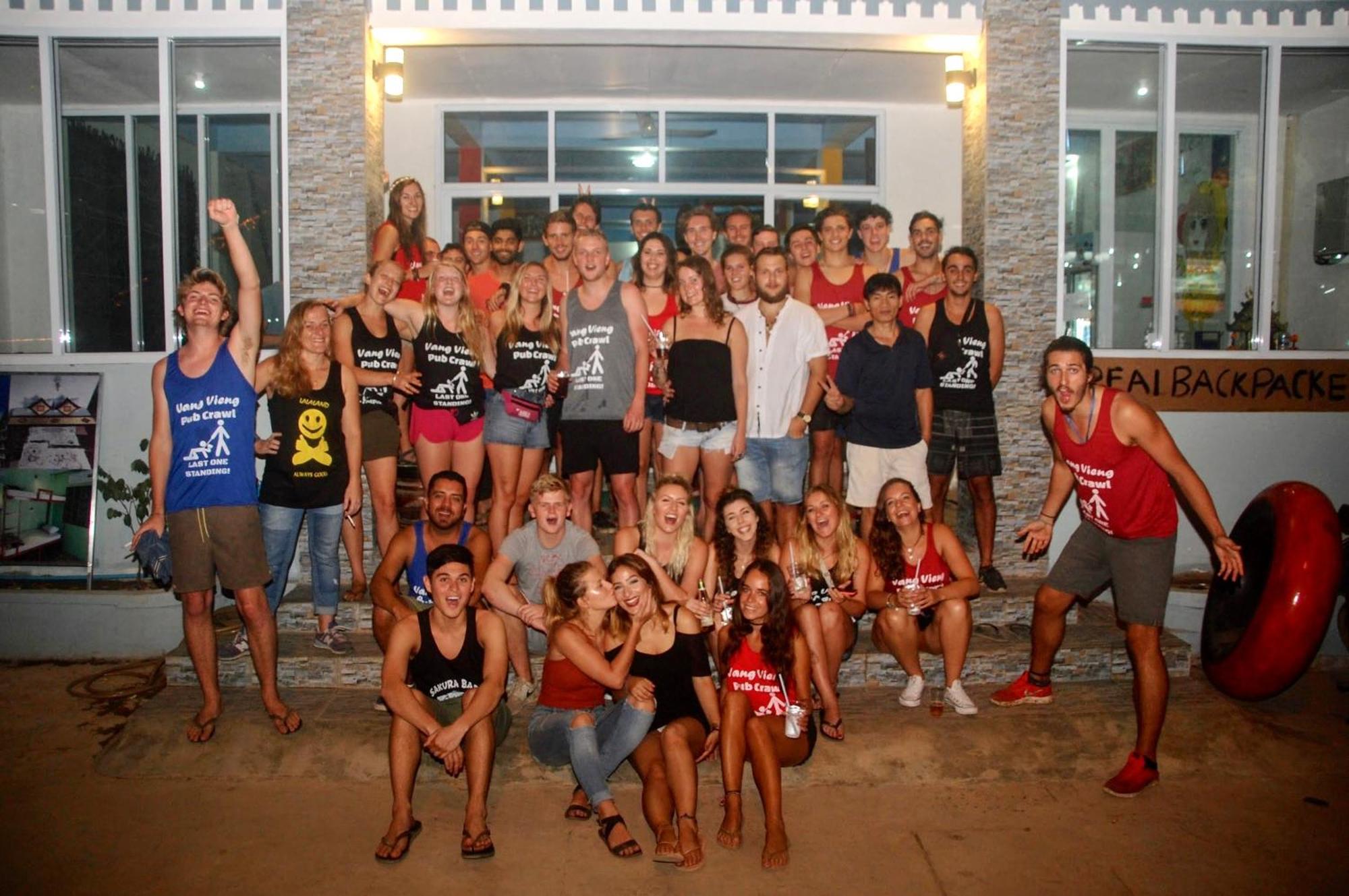 Vang Vieng Ruby Backpackers Hostel Kültér fotó